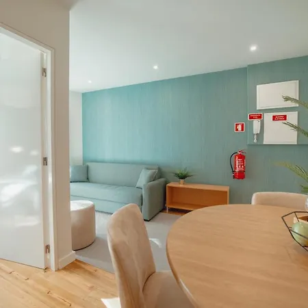River Eyes Apartment